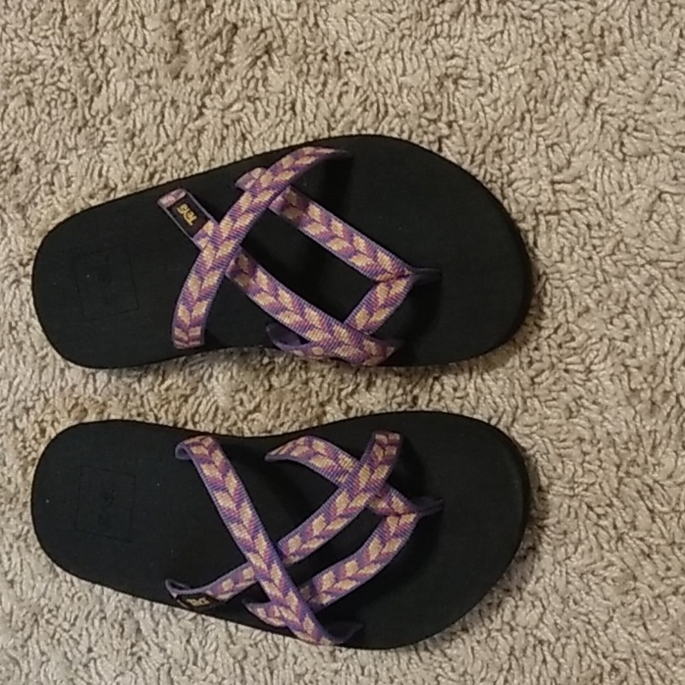 Size 2 girls Teva sandals